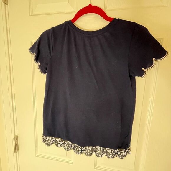 Girls size Small Captain America Shield shirt - Picture 4 of 5